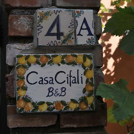 Bed and Breakfast Casa Cifali Таорміна Екстер'єр фото